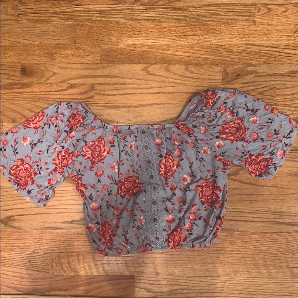 Crop top - Picture 2 of 2